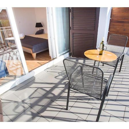 Lanterna Rooms Turanj Exterior foto